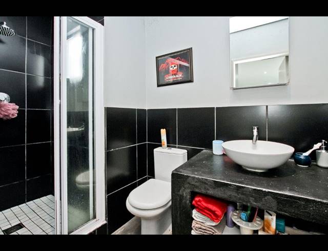 0.5 BEDROOM APARTMENT FOR SALE IN MABONENG
